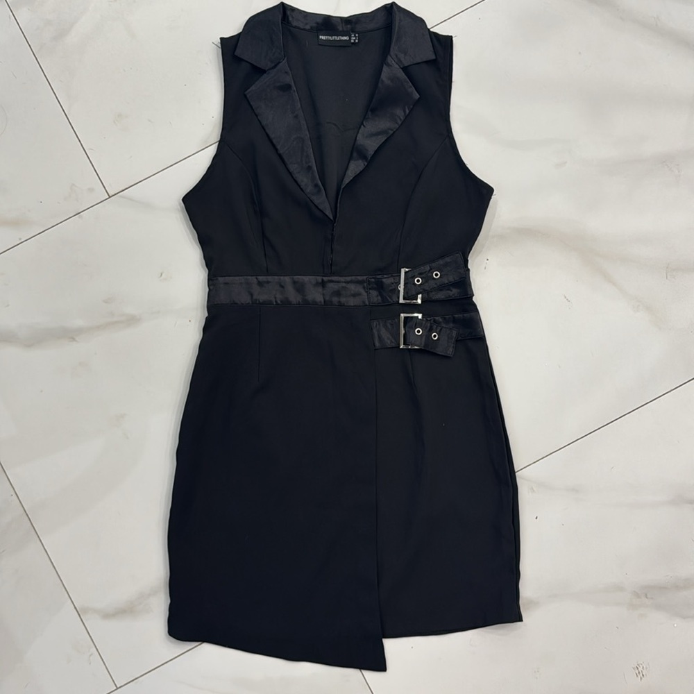 PrettyLittleThing Black Sleeveless Mini Dress with Buckles.  Sz 6 - Picture 7 of 14